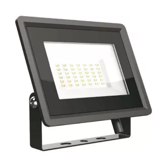   50W LED reflektor aj na vonkajšie použitie IP66 4500 lumenov