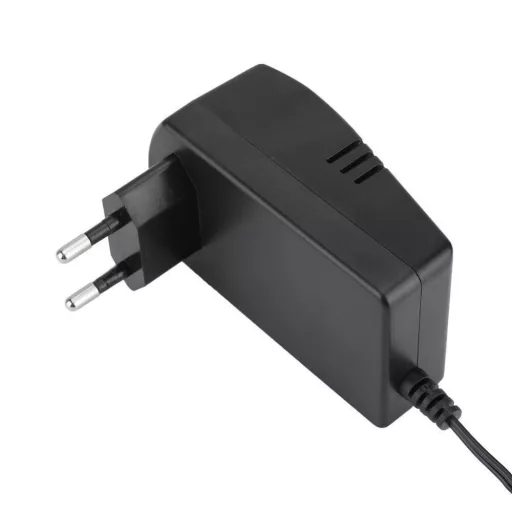 Napájací zdroj s nastaviteľným napätím so 6 rôznymi konektormi - 30W 100/240V 
