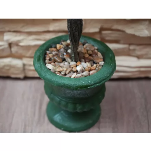30 cm-ový umelý krušpán (buxus) v kvetináči
