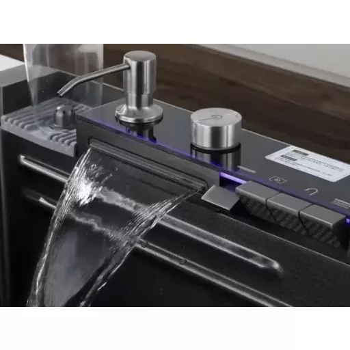 Elegantný multifunkčný kuchynský drez Detroit z nehrdzavejúcej ocele s dvojitým kohútikom, umývačkou pohárou, LED displejom a doskou na krájanie - 75 cm x 45 cm